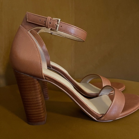 ALDO Block Heels - Picture 2 of 2